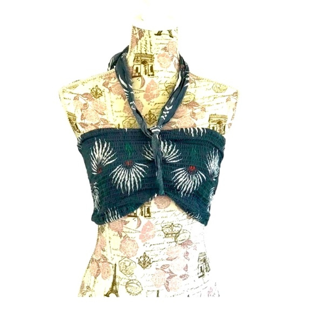🌺NWT Mahina Tube Smock Crop Top